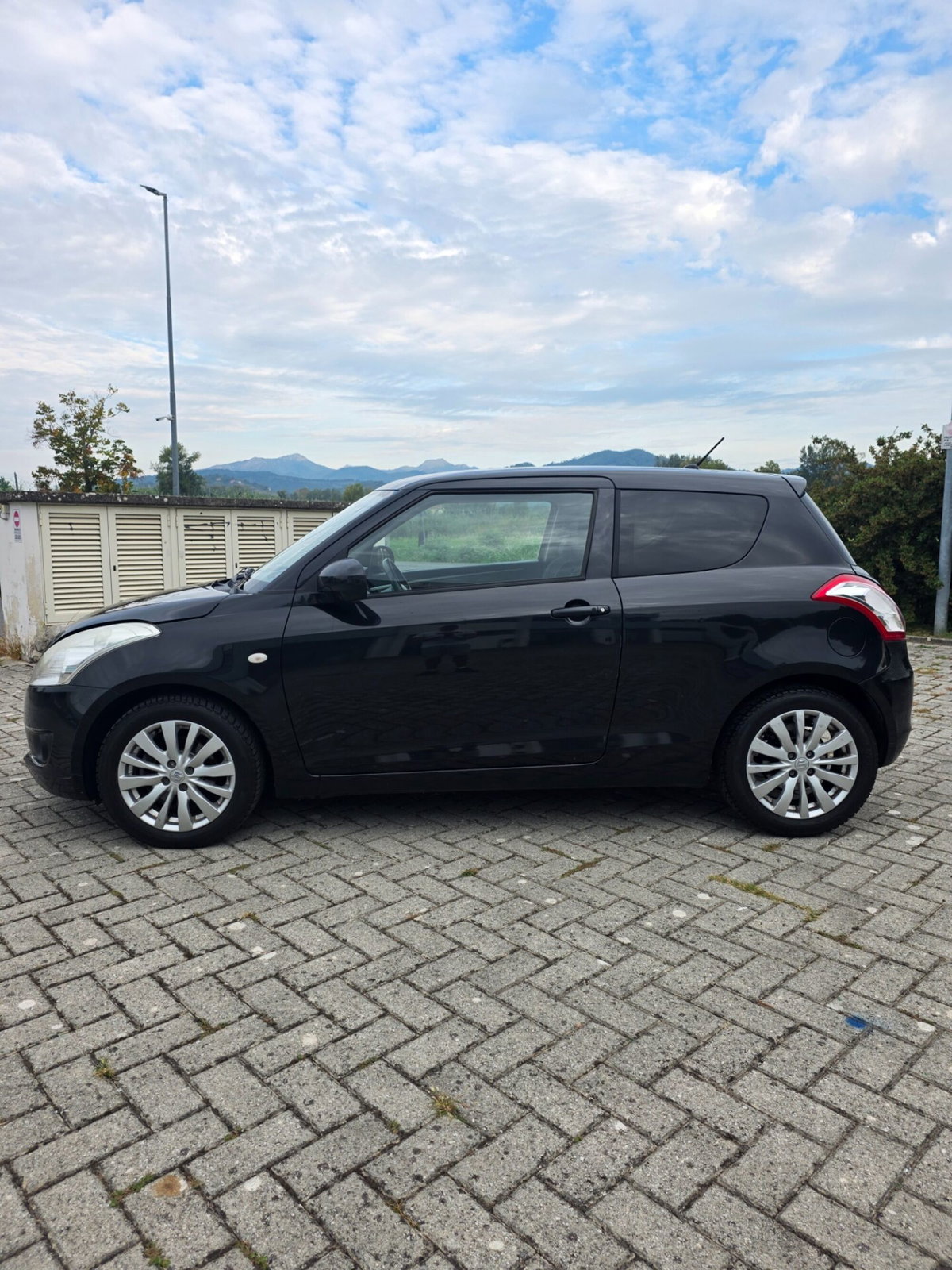 Suzuki Swift 1.3 DDiS 3 porte GL Top (4)