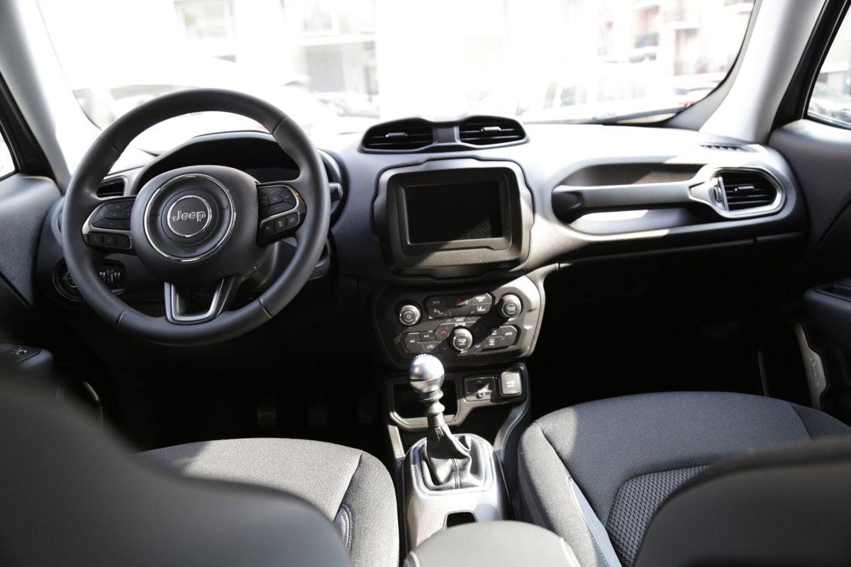 Jeep Renegade 1.0 T3 Limited (12)