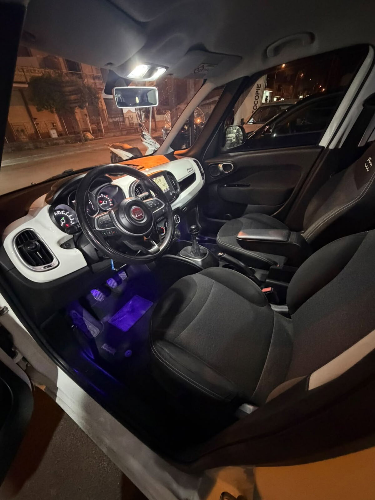Fiat 500L Living 1.3 Multijet 95 CV Lounge (10)
