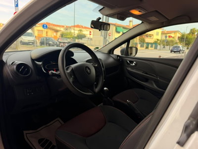 Renault Clio 1.2 75CV 5 porte Van (9)