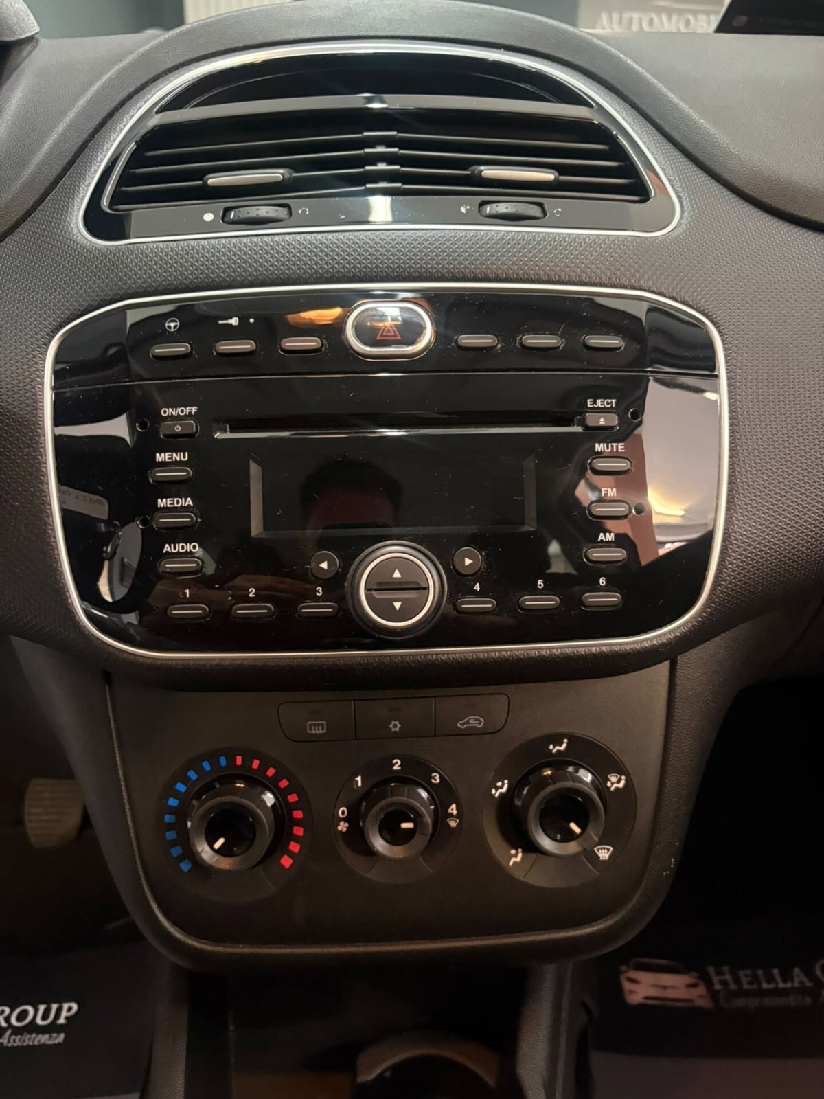 Fiat Punto 1.2 8V 3 porte Street (14)