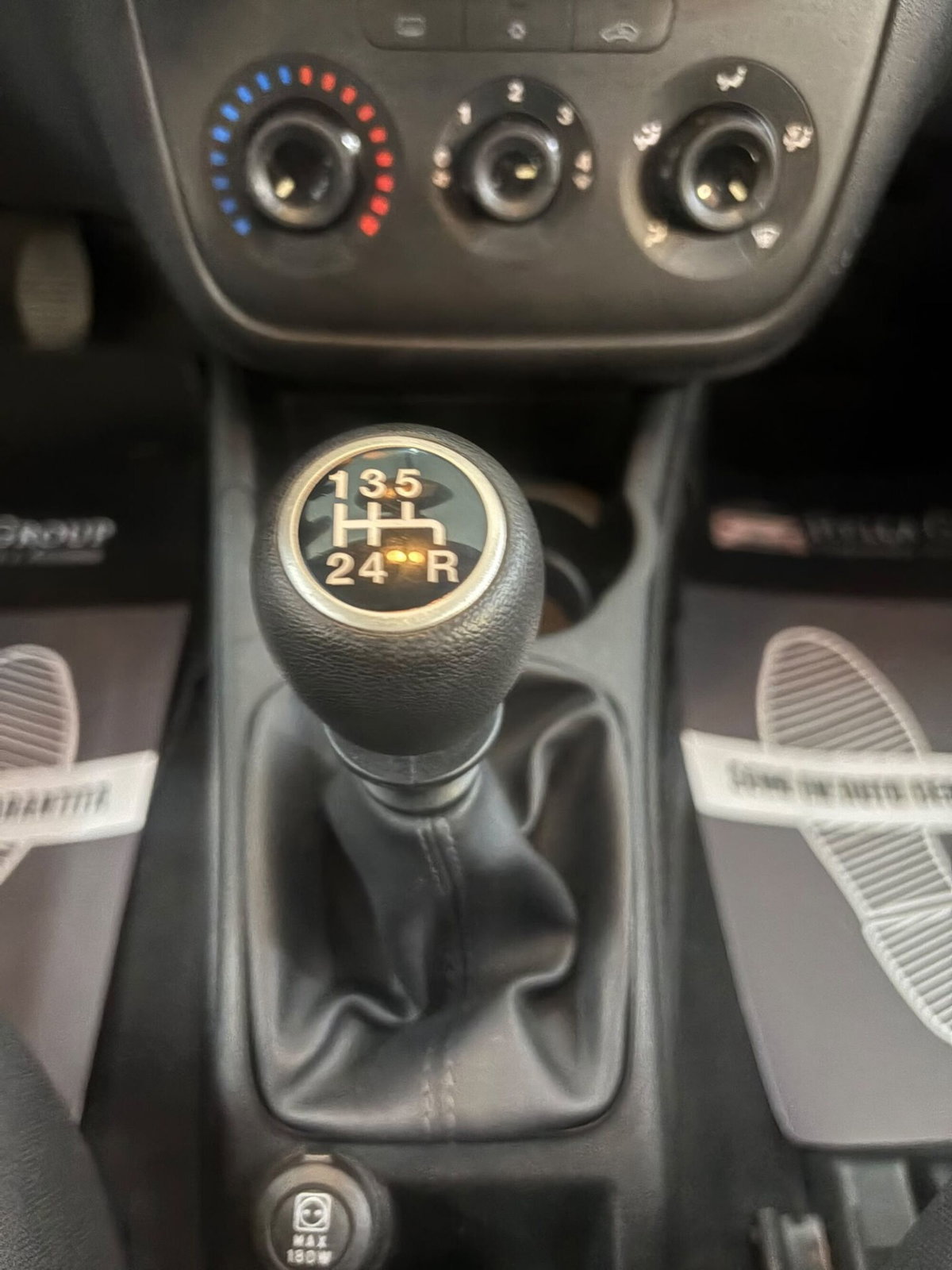 Fiat Punto 1.2 8V 3 porte Street (15)
