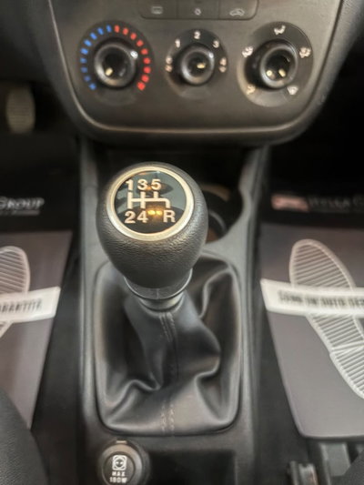 Fiat Punto 1.2 8V 3 porte Street (15)
