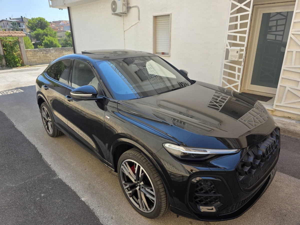 Audi Q5 Sportback 40 2.0 tdi mhev 12V S line Plus quattro s-tronic (6)