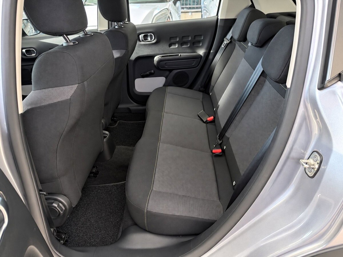 Citroen C3 BlueHDi 100 S&S Shine Pack (15)