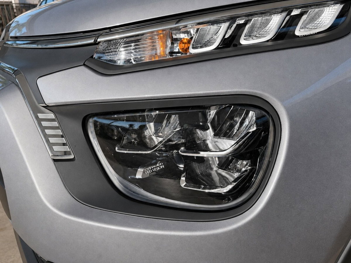 Citroen C3 BlueHDi 100 S&S Shine Pack (8)