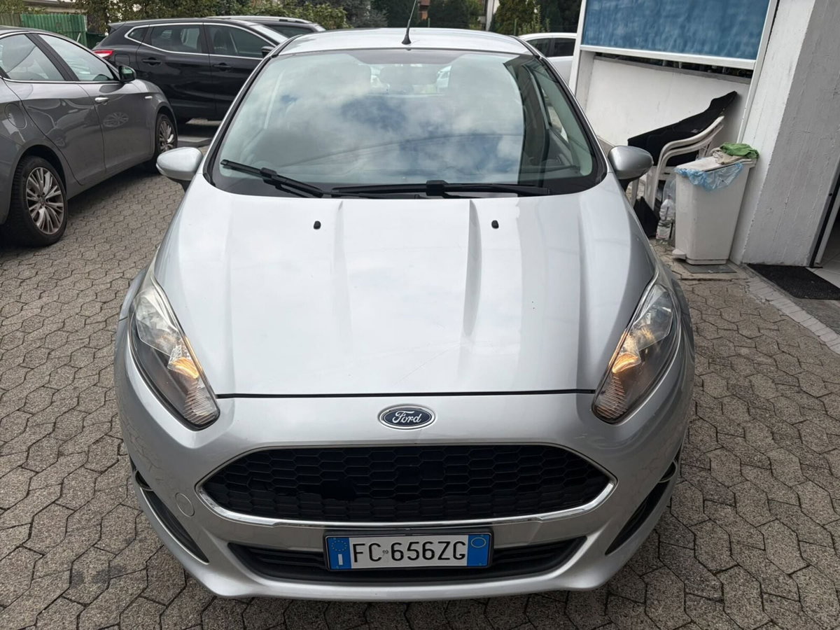 Ford Fiesta 1.2 60CV 5p. Tit. (2)