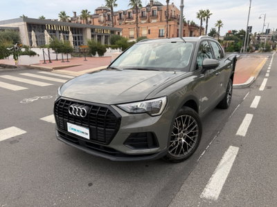 Audi Q3 45 TFSI e S tronic Business usata