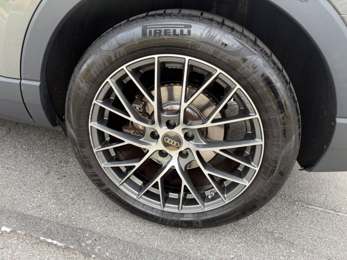 Audi Q3 45 TFSI e S tronic Business (20)