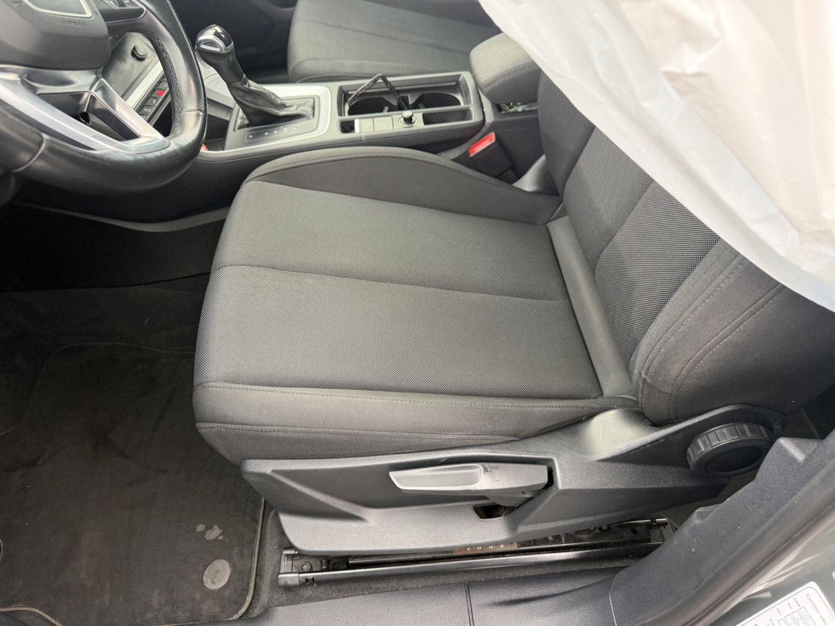 Audi Q3 45 TFSI e S tronic Business (6)