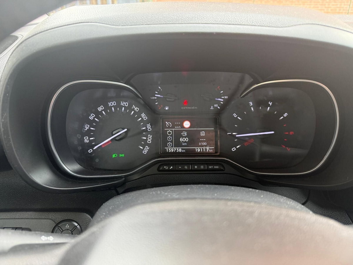 Citroen Berlingo Multispace BlueHDi 100 Feel (12)