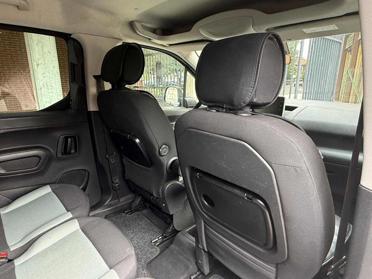 Citroen Berlingo Multispace BlueHDi 100 Feel (19)