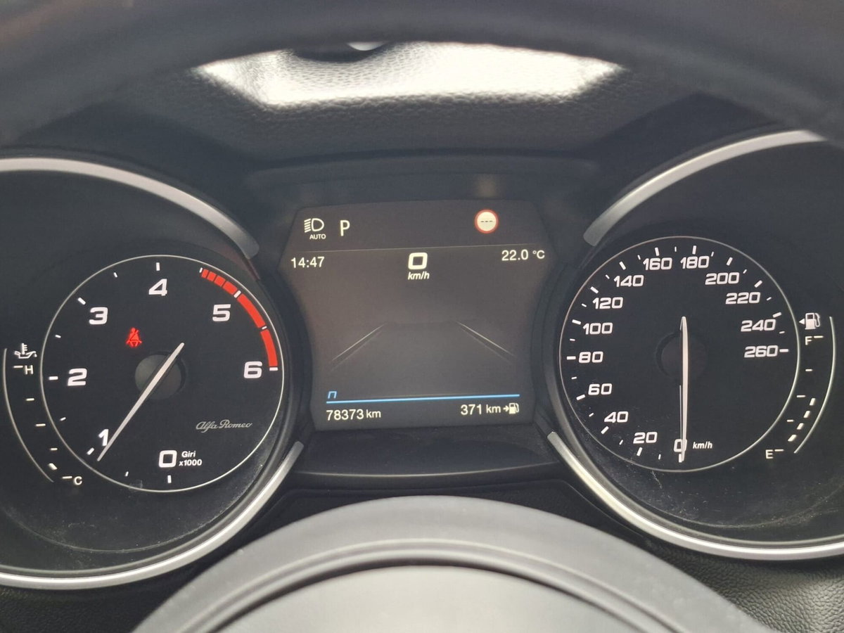 Alfa Romeo Stelvio Stelvio 2.2 Turbodiesel 210 CV AT8 Q4 Veloce Tì (16)