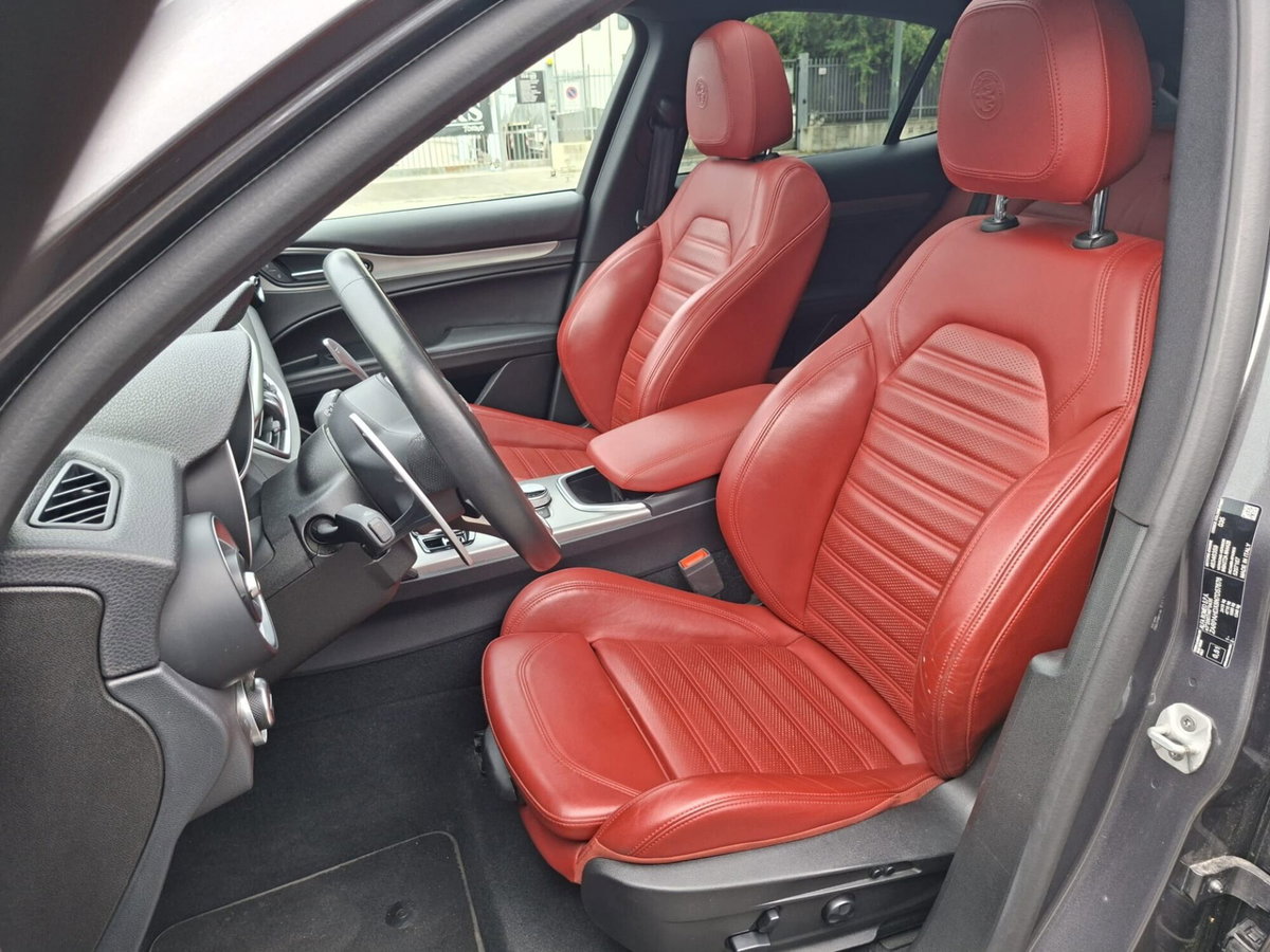 Alfa Romeo Stelvio Stelvio 2.2 Turbodiesel 210 CV AT8 Q4 Veloce Tì (20)