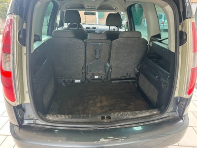 Skoda Roomster TDI 80CV Style (9)