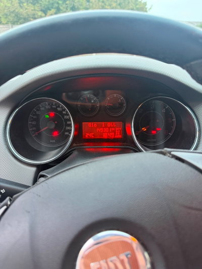 Fiat Bravo 1.6 MJT 120 CV DPF Dualogic Emotion (9)