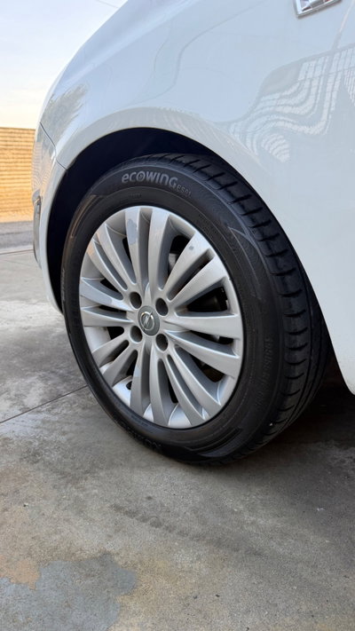 Opel Corsa 1.2 3 porte Club (18)