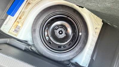 Opel Corsa 1.2 3 porte Club (8)