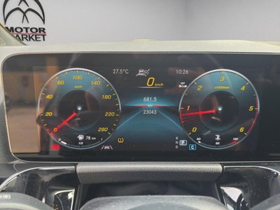Mercedes-Benz GLA SUV 200 d Automatic 4Matic Premium (11)