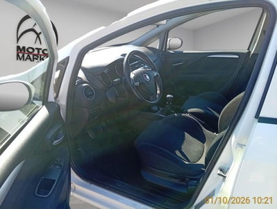 Fiat Punto 1.4 8V 5 porte Natural Power Lounge (10)
