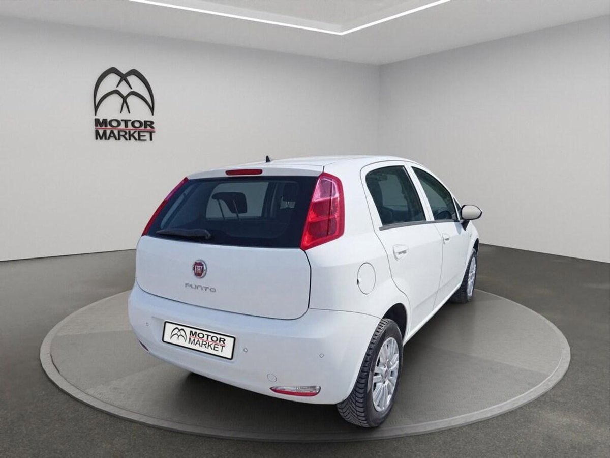 Fiat Punto 1.4 8V 5 porte Natural Power Lounge (7)