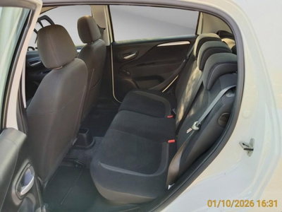 Fiat Punto 1.3 MJT II S&S 95 CV 5 porte Lounge (13)