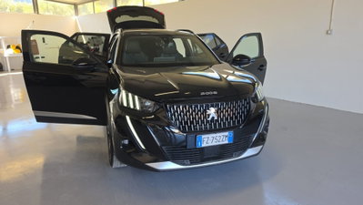 Peugeot 2008 PureTech 130 S&S EAT8 GT Line (10)