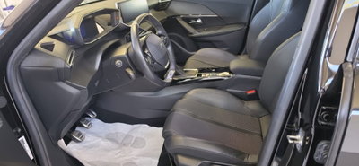 Peugeot 2008 PureTech 130 S&S EAT8 GT Line (11)