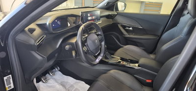 Peugeot 2008 PureTech 130 S&S EAT8 GT Line (14)