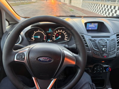 Ford Fiesta 1.5 TDCi 75CV 5 porte Titanium (11)