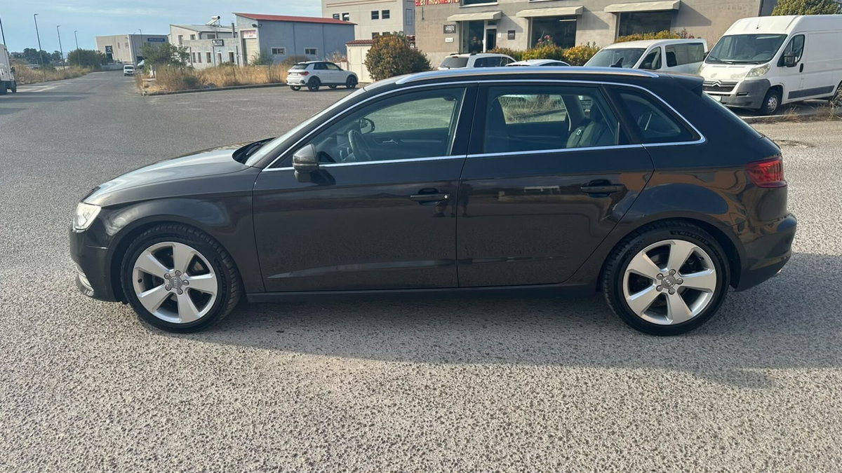 Audi A3 2.0 TDI 150 CV clean diesel Ambition (5)