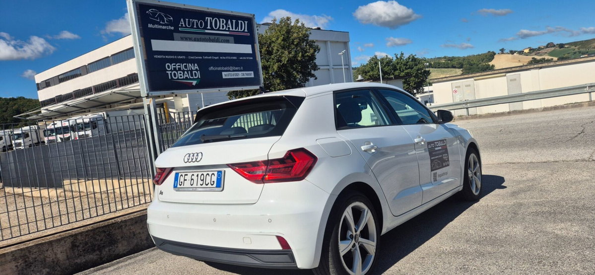 Audi A1 Sportback 25 TFSI Admired (4)