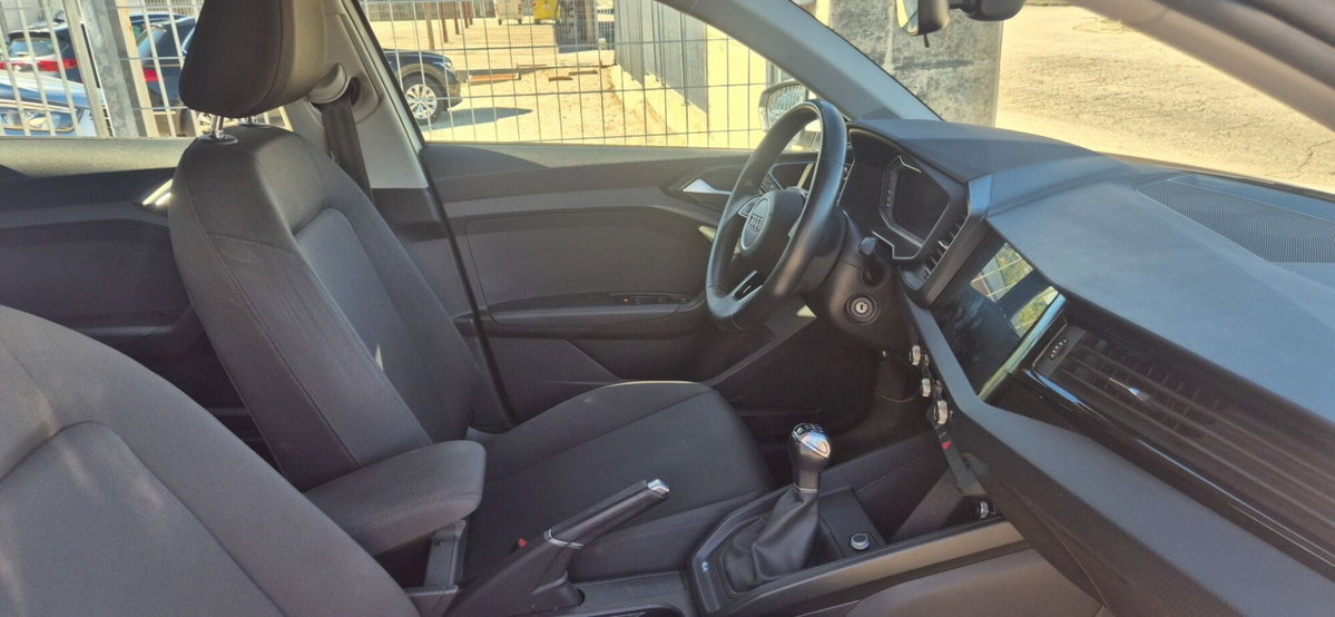 Audi A1 Sportback 25 TFSI Admired (6)