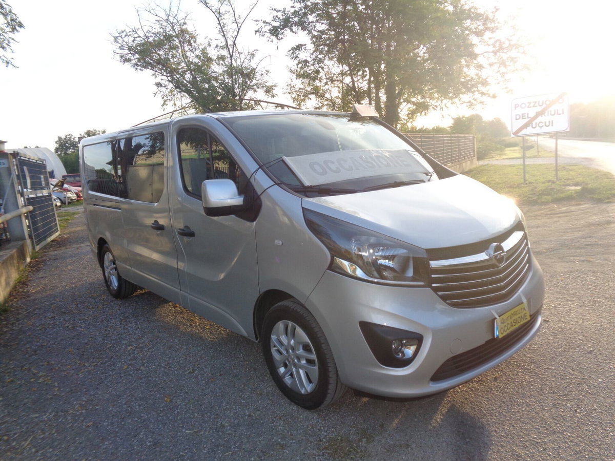 Opel Vivaro Furgone 27 1.6 BiTurbo 145CV S&S PC-TN-DC Furgone (3)