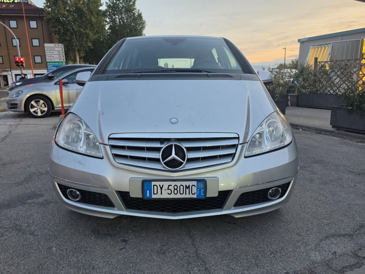 Mercedes-Benz Classe A 160 BlueEFFICIENCY Coupé Special Edition