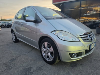 Mercedes-Benz Classe A 160 BlueEFFICIENCY Coupé Special Edition (2)