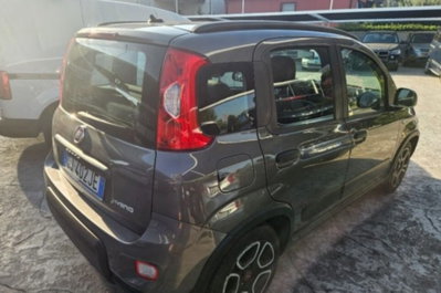 Fiat Panda 1.0 FireFly S&S Hybrid City Cross (5)