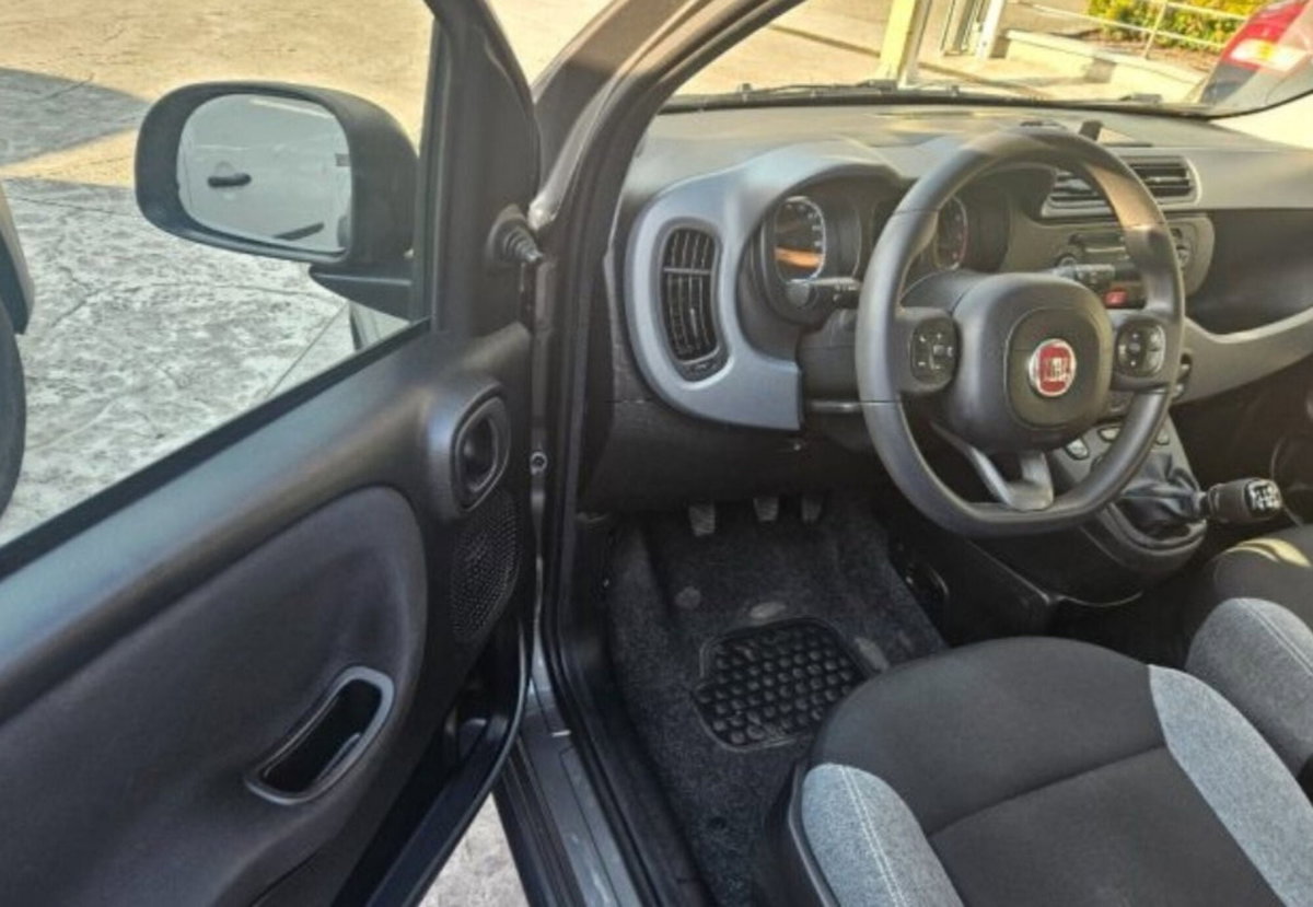 Fiat Panda 1.0 FireFly S&S Hybrid City Cross (6)