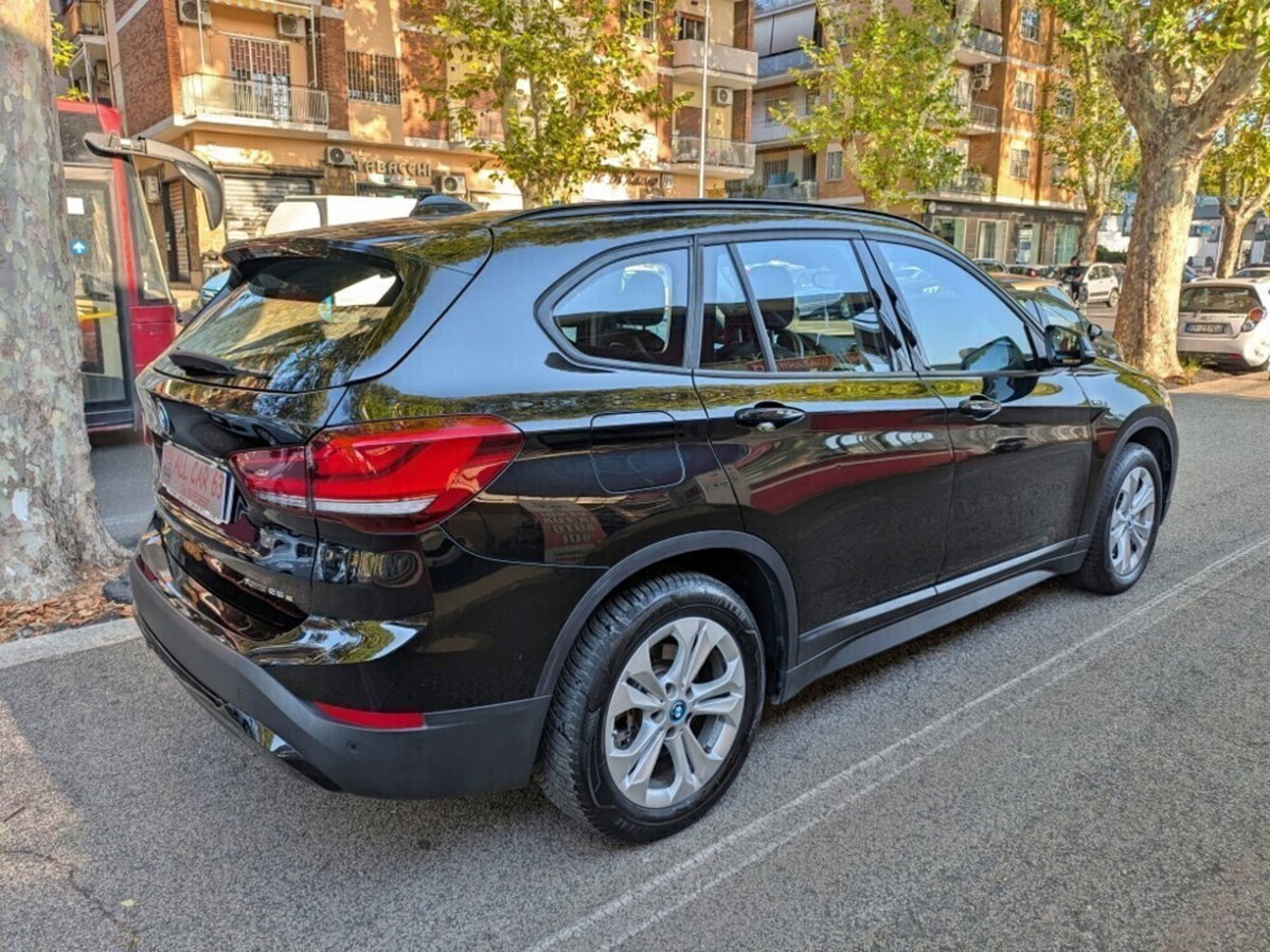 BMW X1 xDrive25e Business Advantage (4)