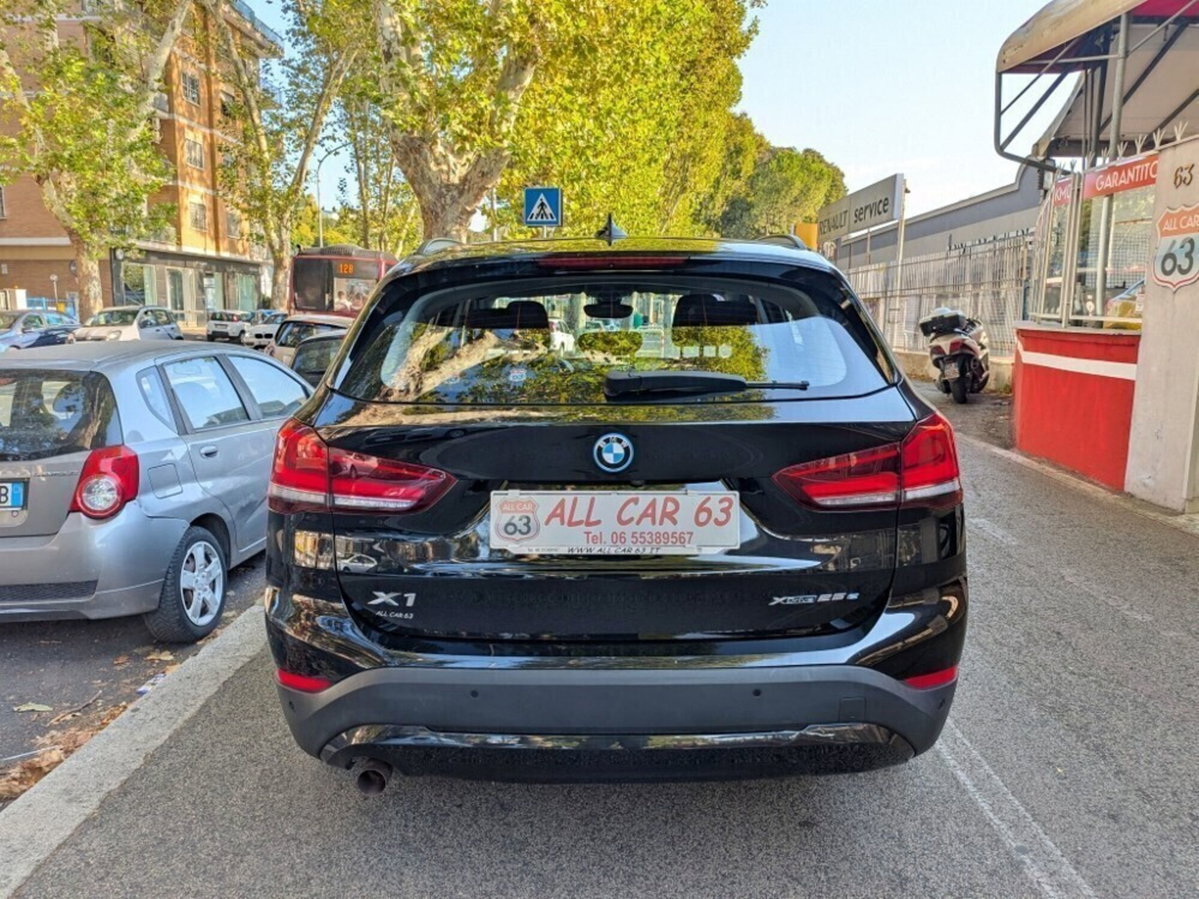 BMW X1 xDrive25e Business Advantage (5)