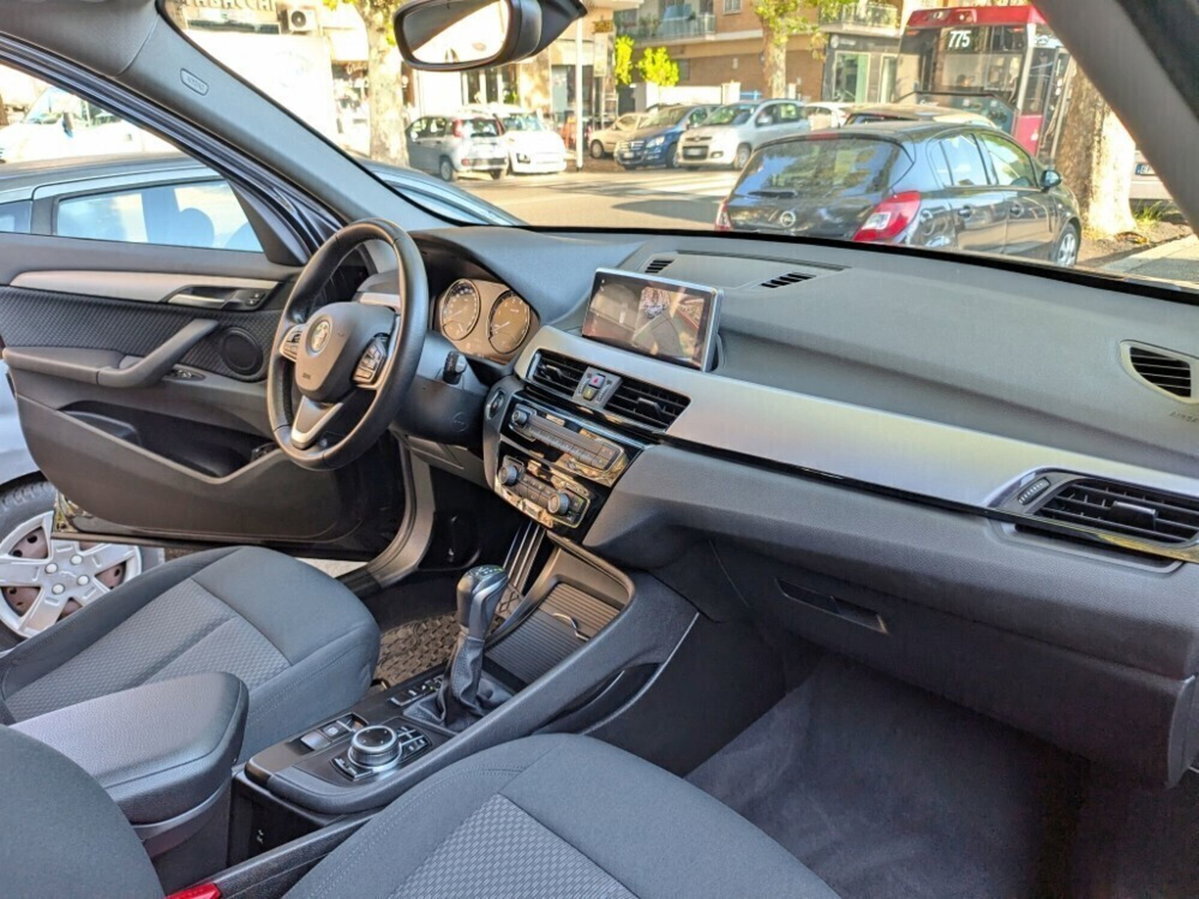 BMW X1 xDrive25e Business Advantage (9)