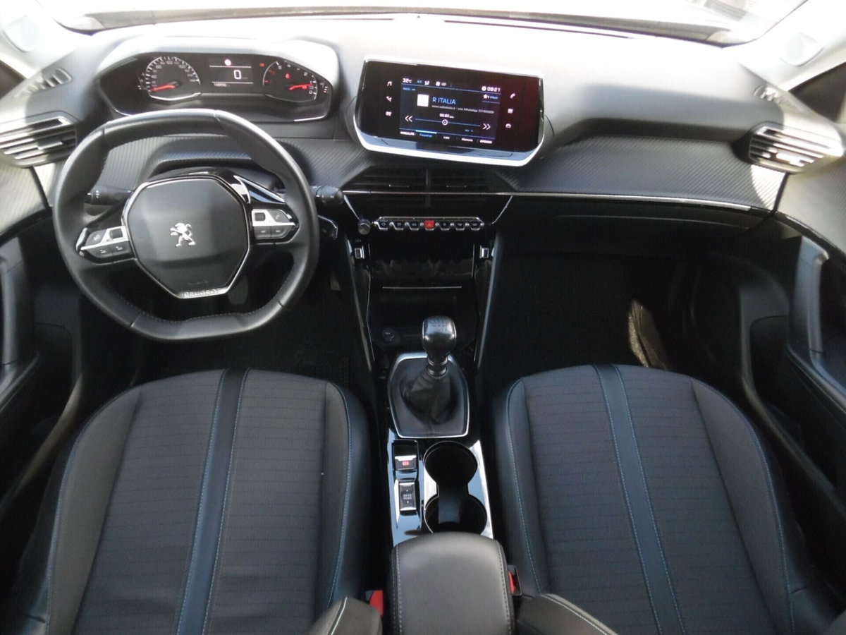 Peugeot 2008 BlueHDi 110 S&S Allure (13)