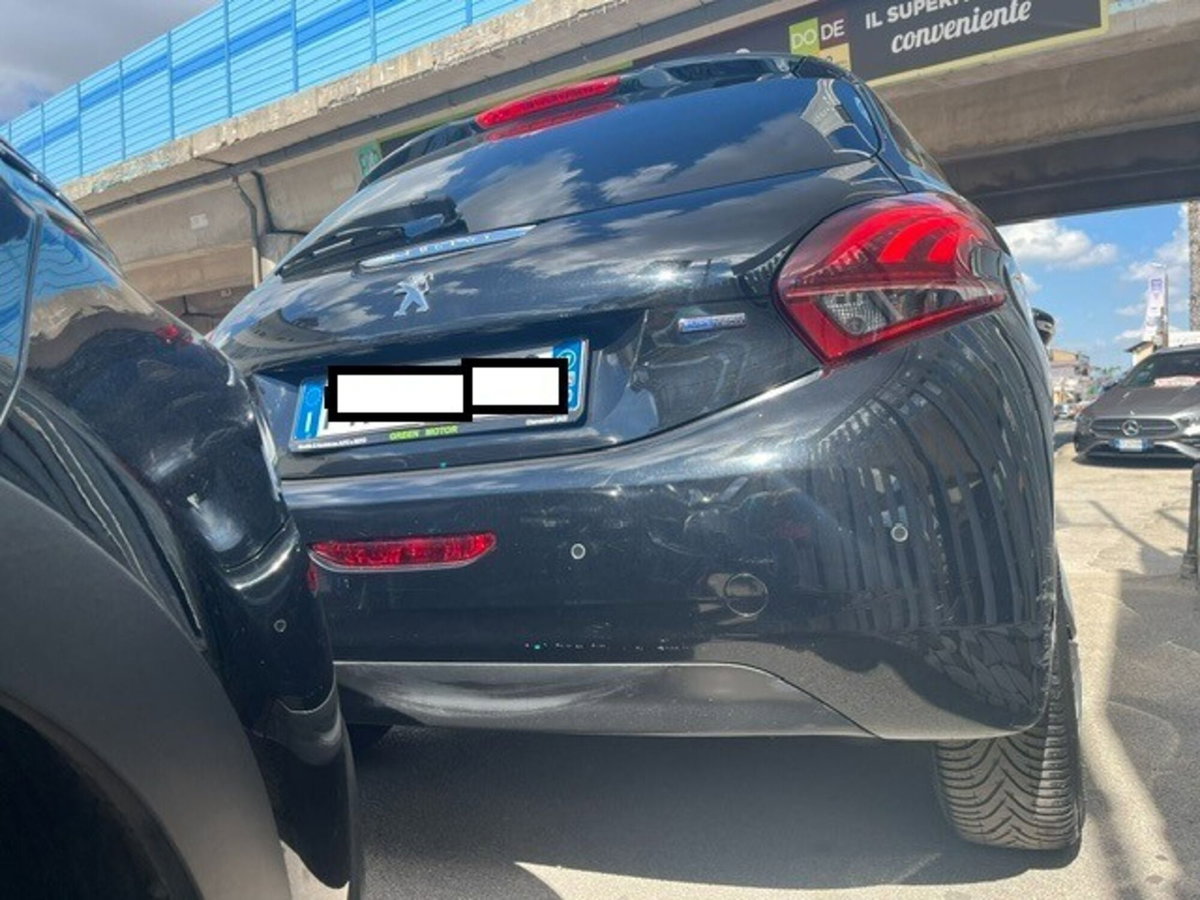 Peugeot 208 82 3 porte Allure (4)