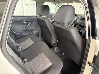 Volkswagen Polo 1.2 5 porte United (11)