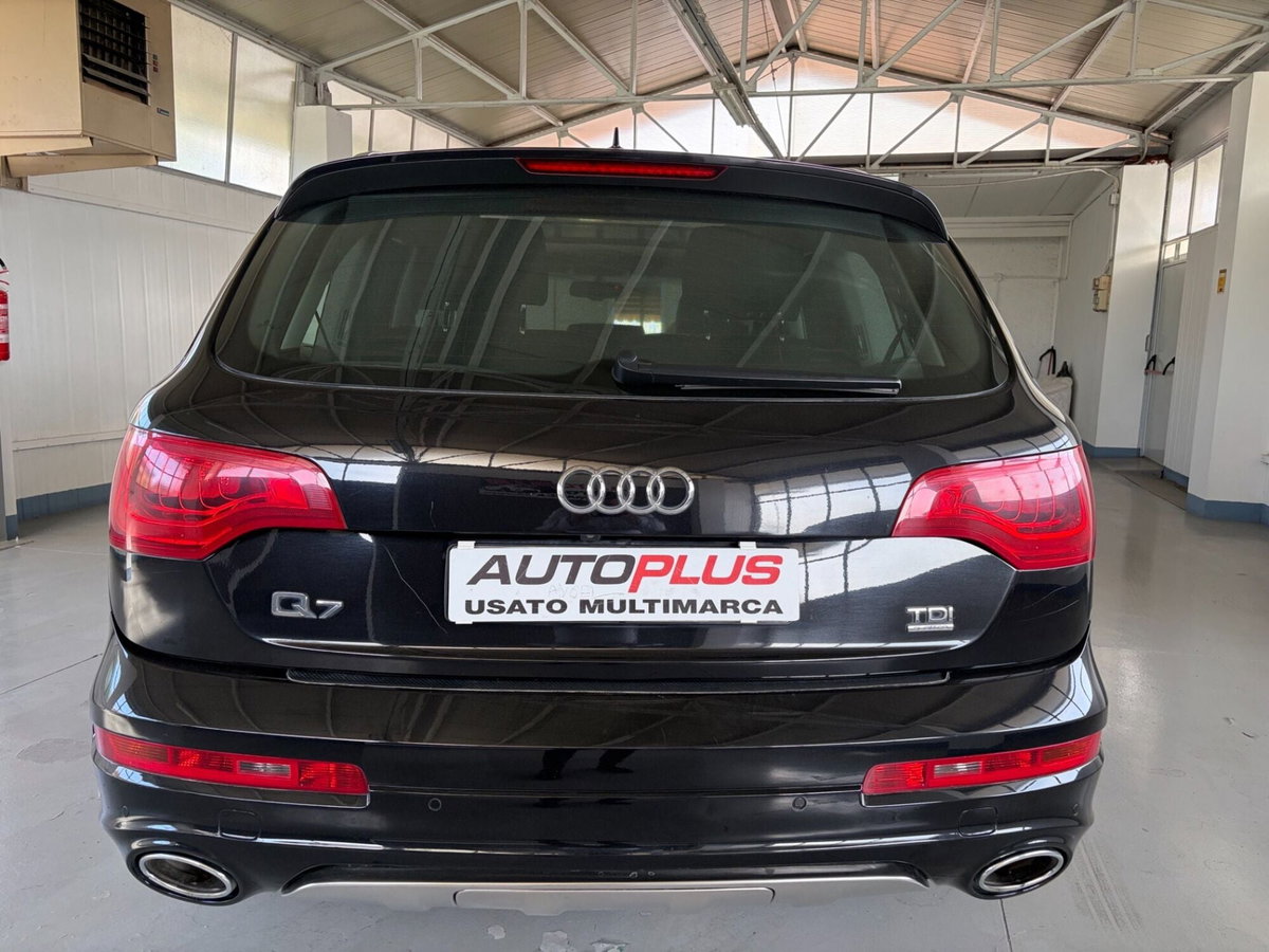Audi Q7 3.0 V6 TDI 245 CV quattro tiptronic (6)