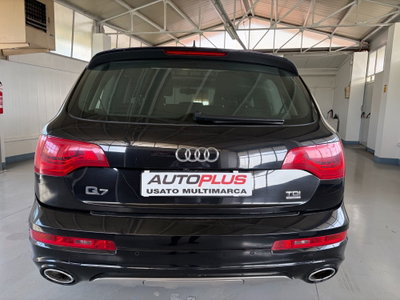 Audi Q7 3.0 V6 TDI 245 CV quattro tiptronic (6)