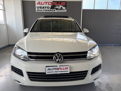 Volkswagen Touareg 3.0 TDI 245 CV tiptronic BlueMotion Techn. Executive (2)