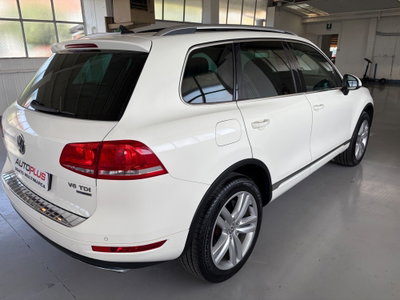 Volkswagen Touareg 3.0 TDI 245 CV tiptronic BlueMotion Techn. Executive (4)