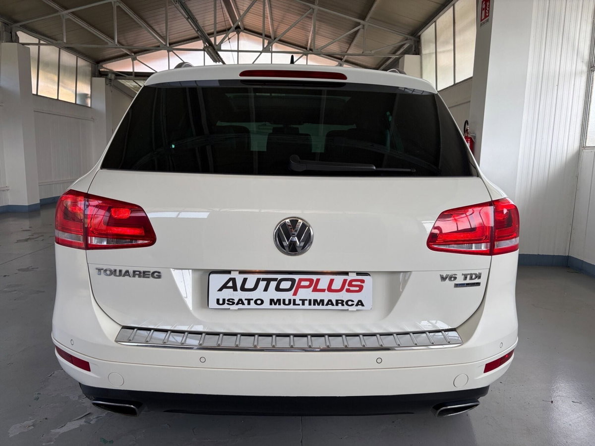 Volkswagen Touareg 3.0 TDI 245 CV tiptronic BlueMotion Techn. Executive (5)