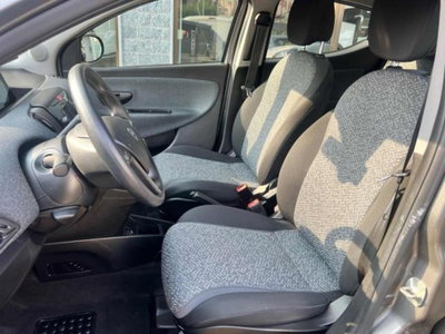 Lancia Ypsilon 1.0 FireFly 5 porte S&S Hybrid Ecochic Gold (10)